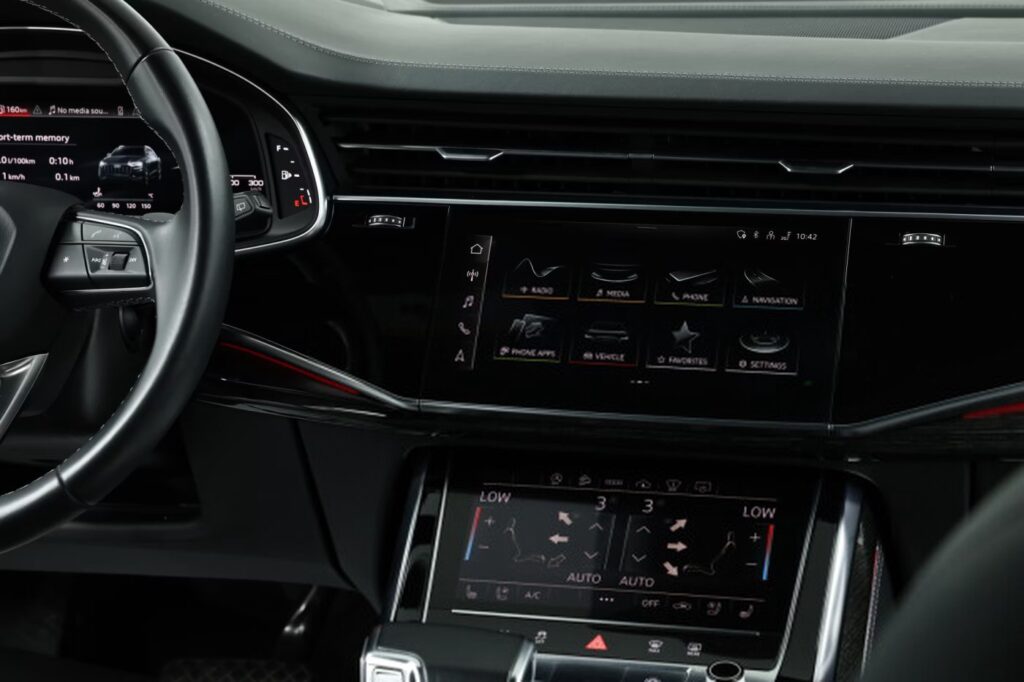 Audi Q8 I