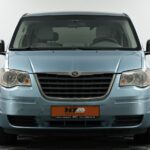 Chrysler Town and Country V