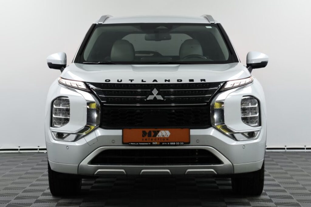 Mitsubishi Outlander IV