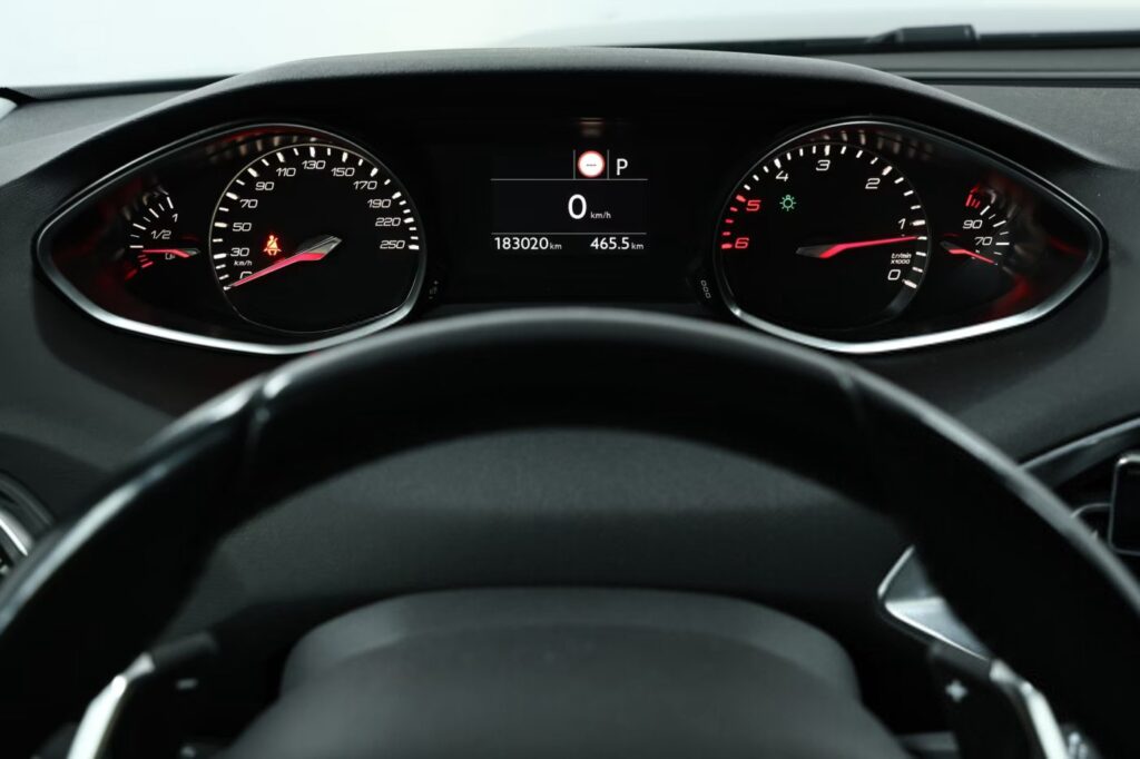 Peugeot 308 T9 · Рестайлинг