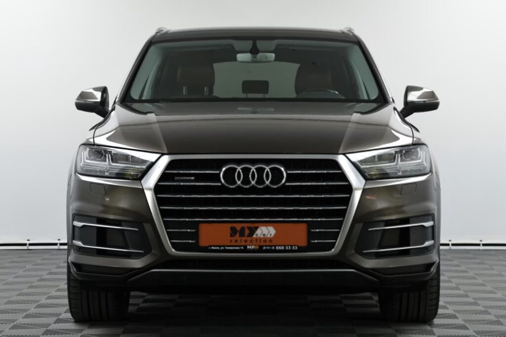 Audi Q7 4M