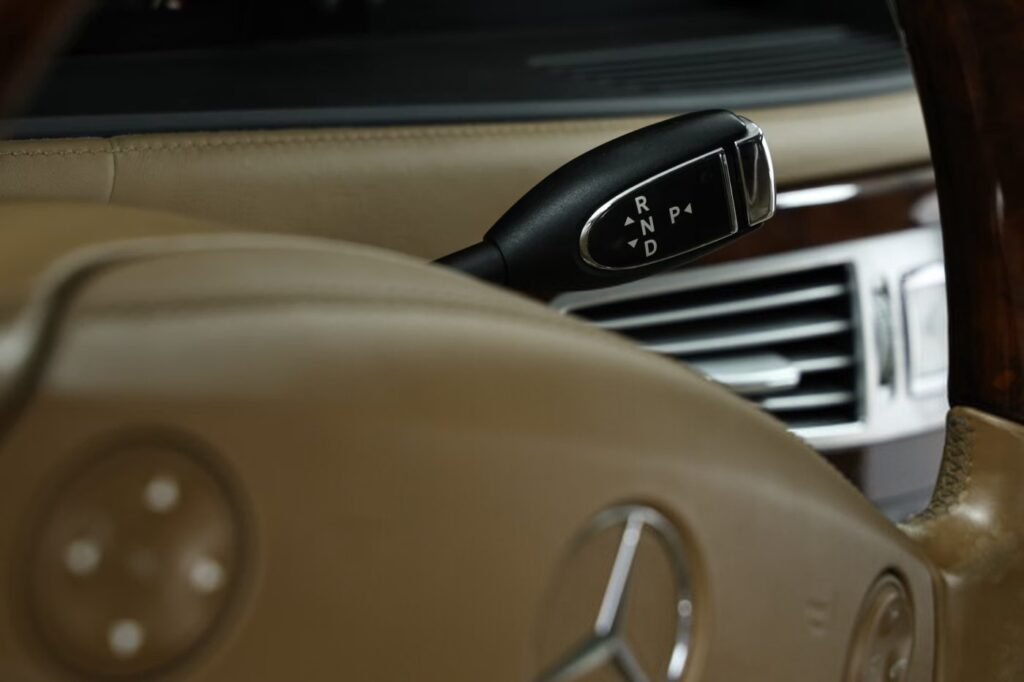 Mercedes-Benz CL C216