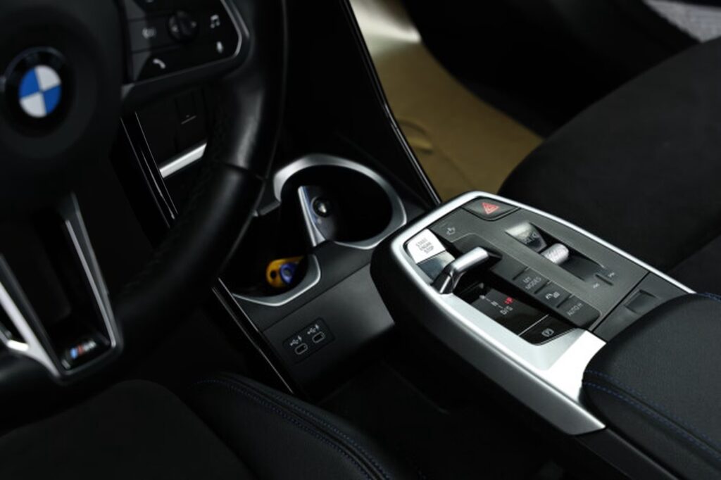 BMW X1 U11