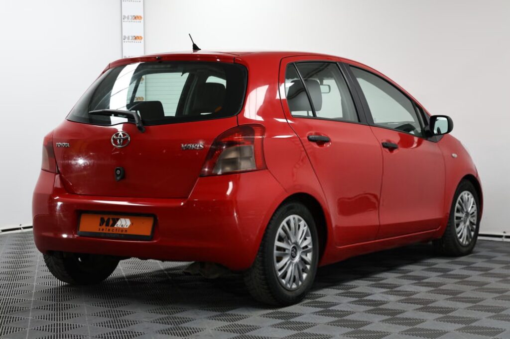Toyota Yaris II (XP9)