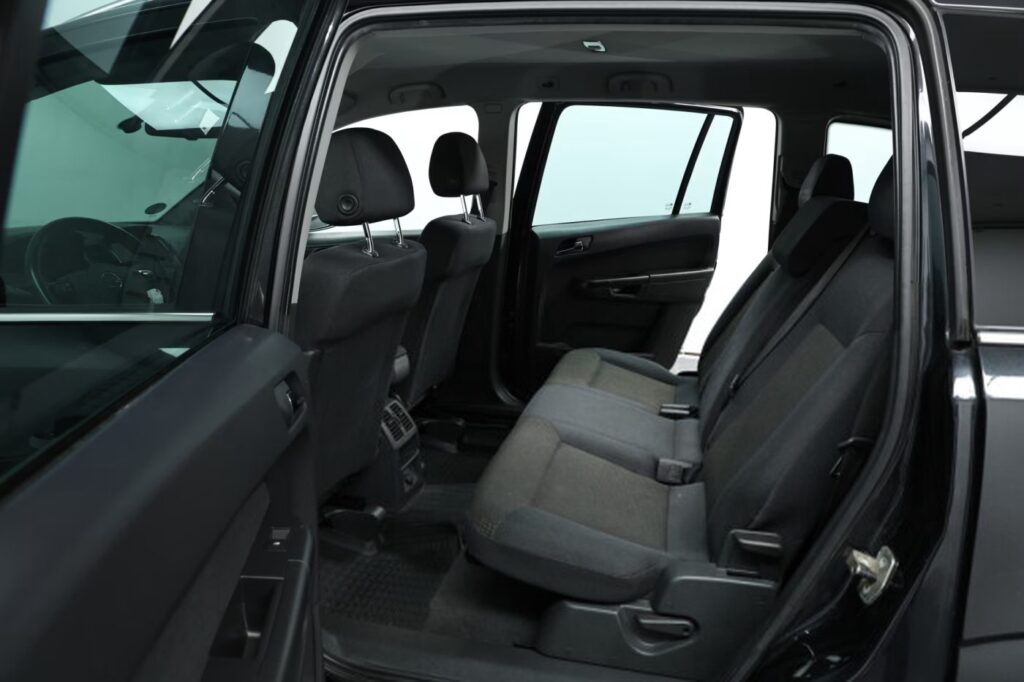 Opel Zafira B · Рестайлинг