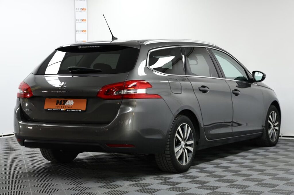 Peugeot 308 T9 · Рестайлинг