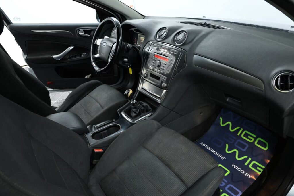 Ford Mondeo IV