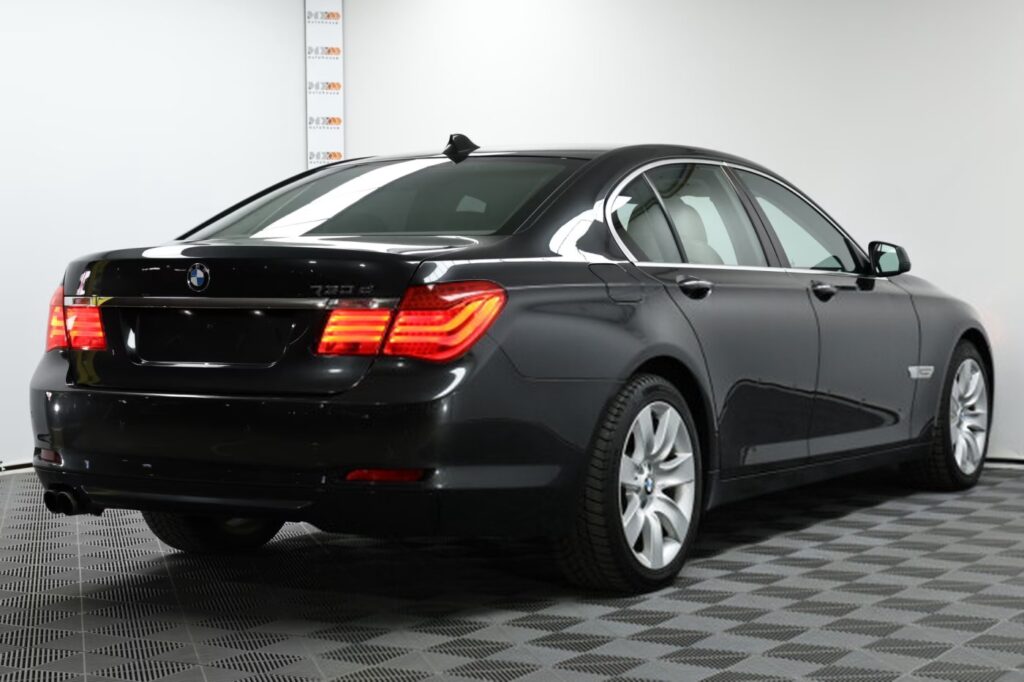 BMW 7 серия F01, F04