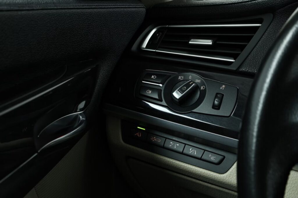 BMW 7 серия F01, F04