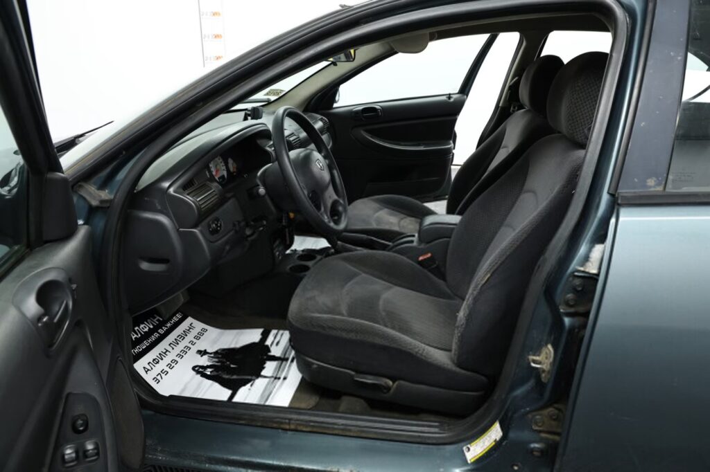 Dodge Stratus II