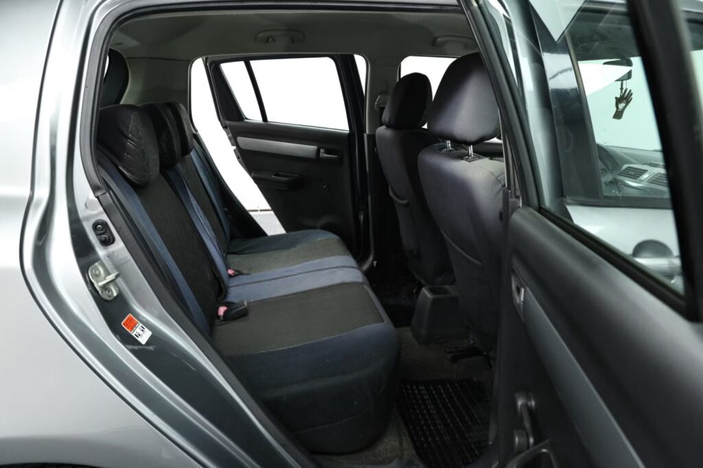 Suzuki Swift III