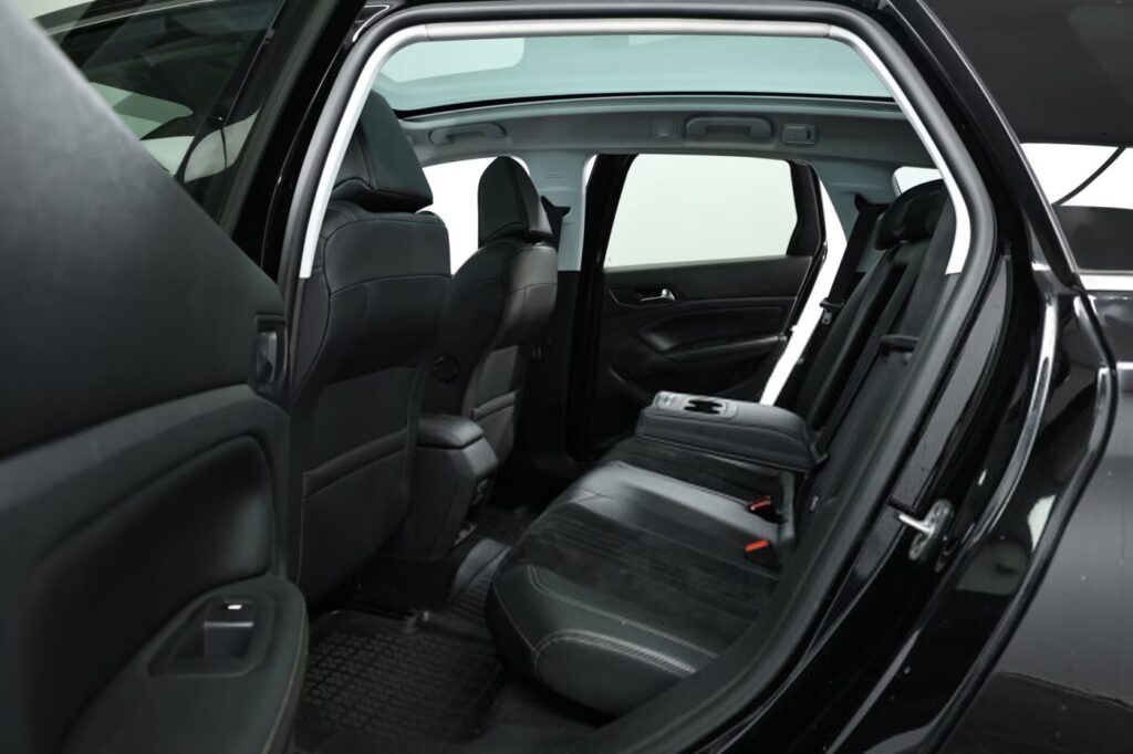 Peugeot 308 T9