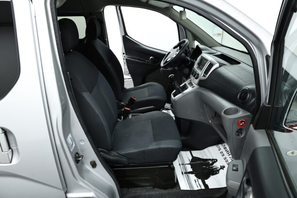 Nissan NV200 I