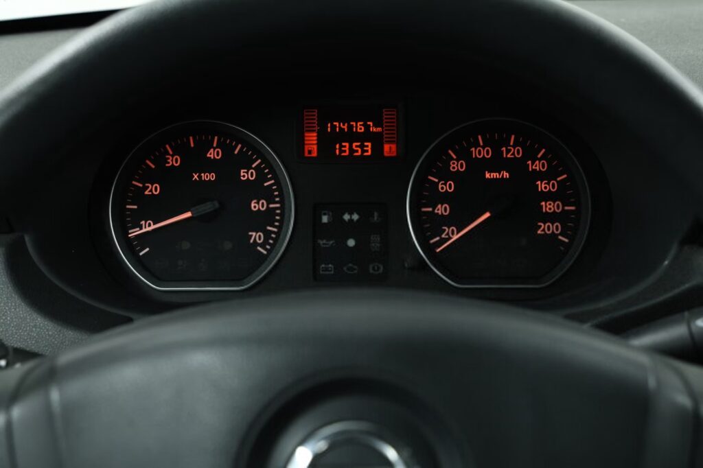 Nissan Almera III (G15)