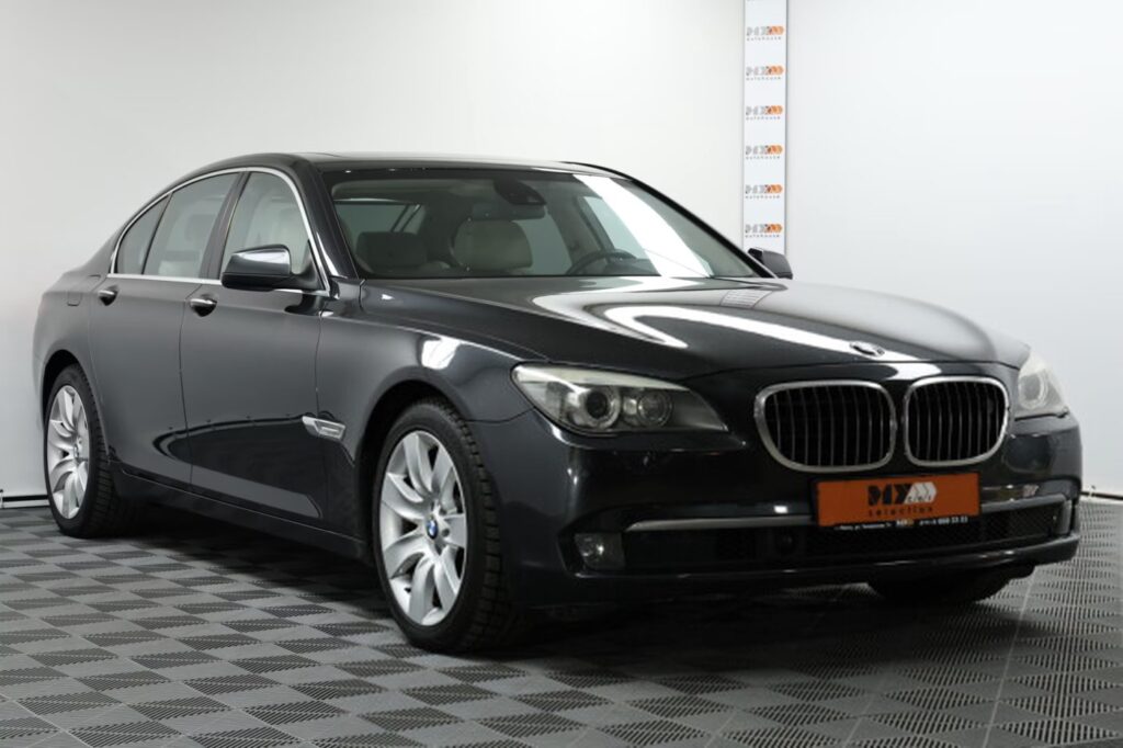 BMW 7 серия F01, F04