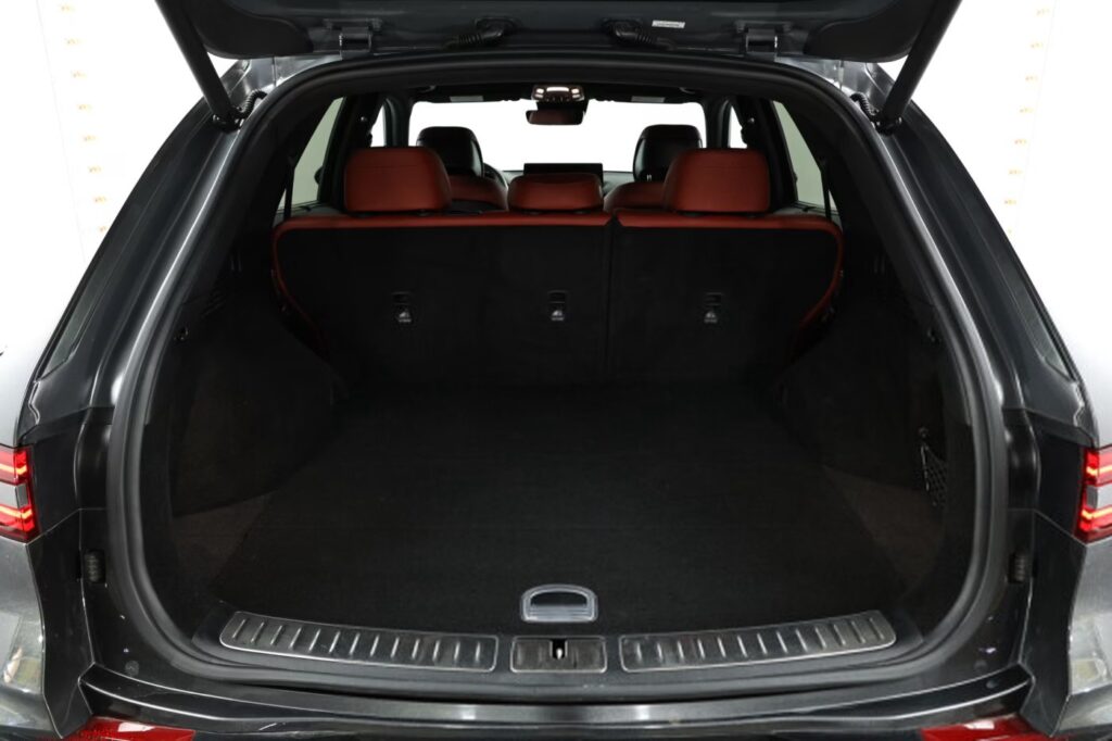 Genesis gv70 I
