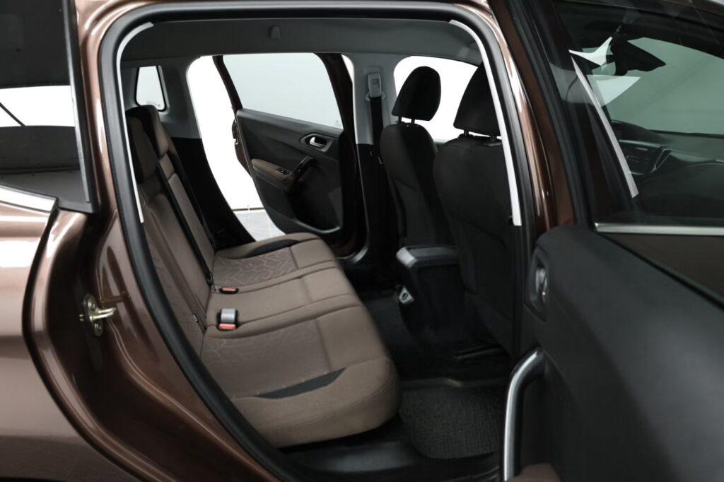 Peugeot 2008 I