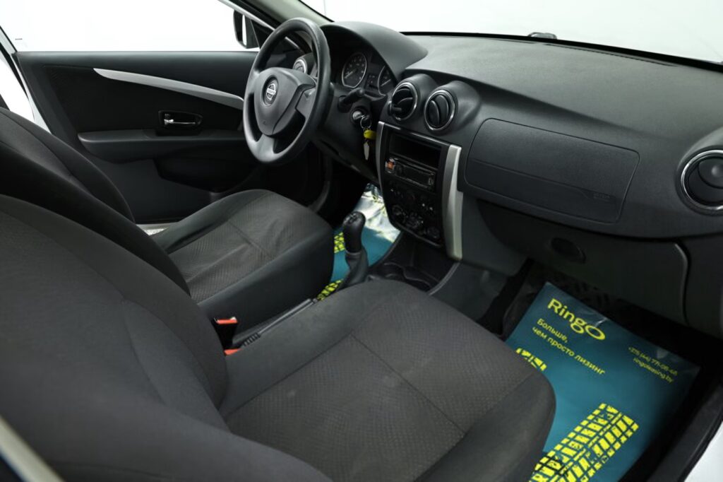 Nissan Almera III (G15)