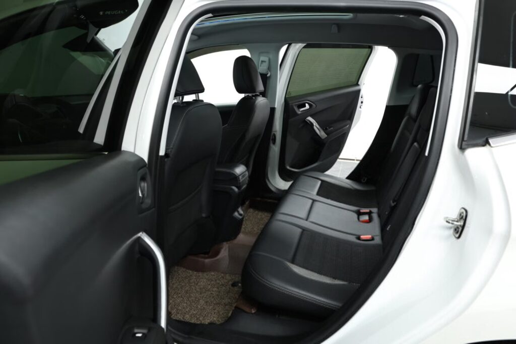 Peugeot 2008 I