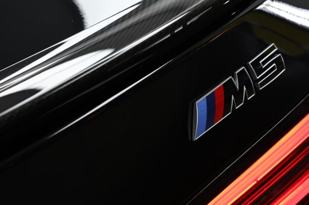 BMW M5 I