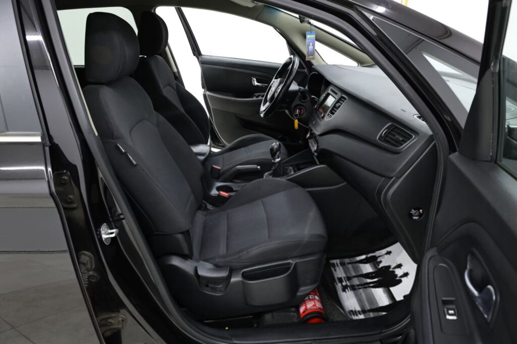 Kia Carens III
