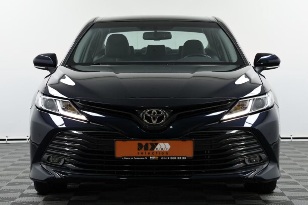 Toyota Camry XV70