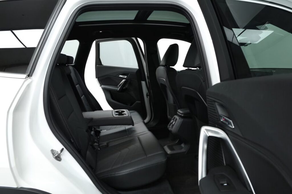 BMW X1 U11