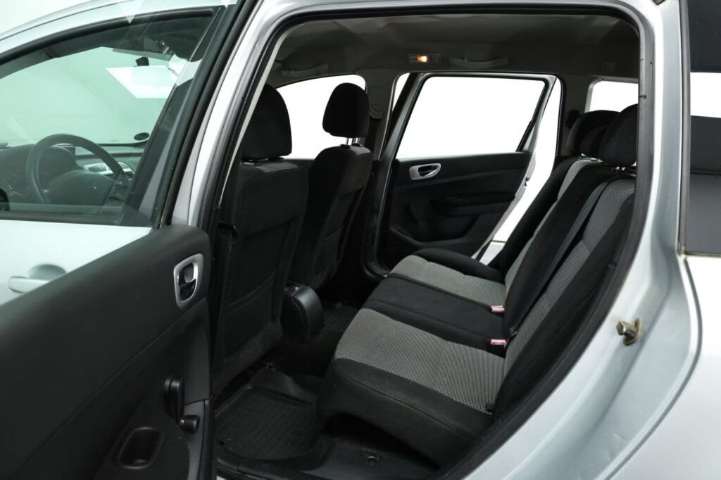 Peugeot 307 I · Рестайлинг