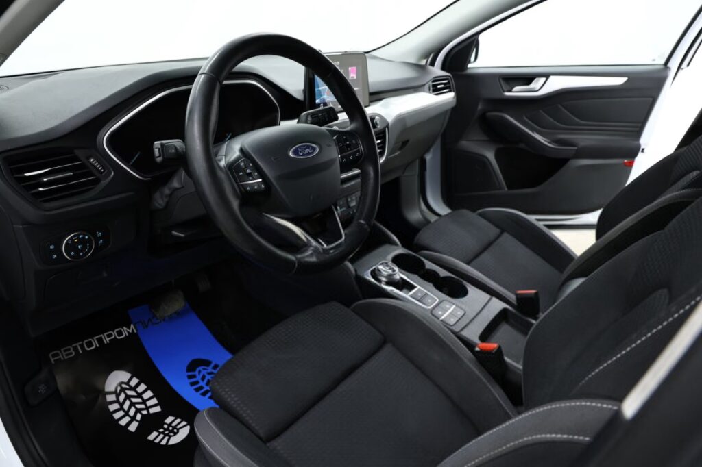 Ford Focus IV