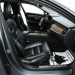 Volvo V90 II