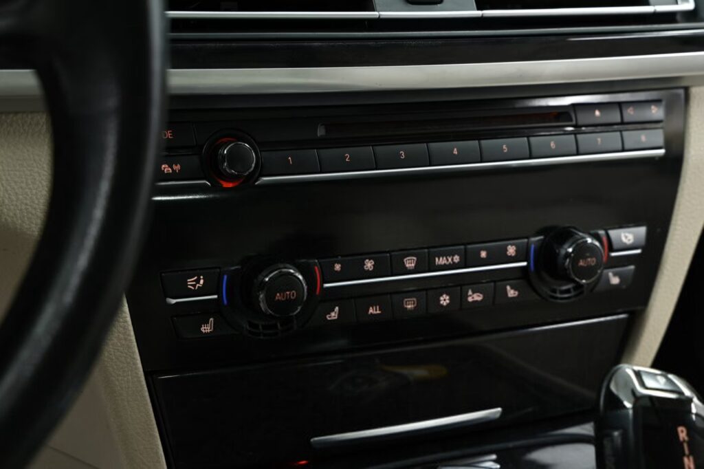 BMW 7 серия F01, F04