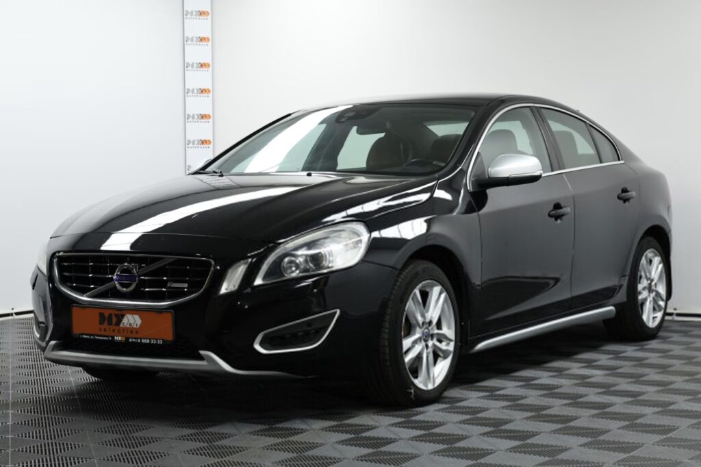 Volvo S60 II