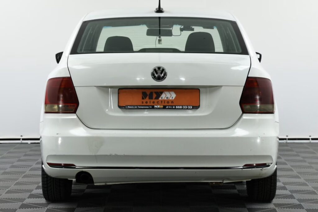 Volkswagen Polo Sedan I · Рестайлинг