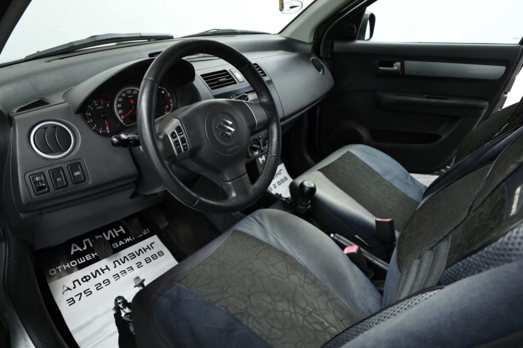 Suzuki Swift III