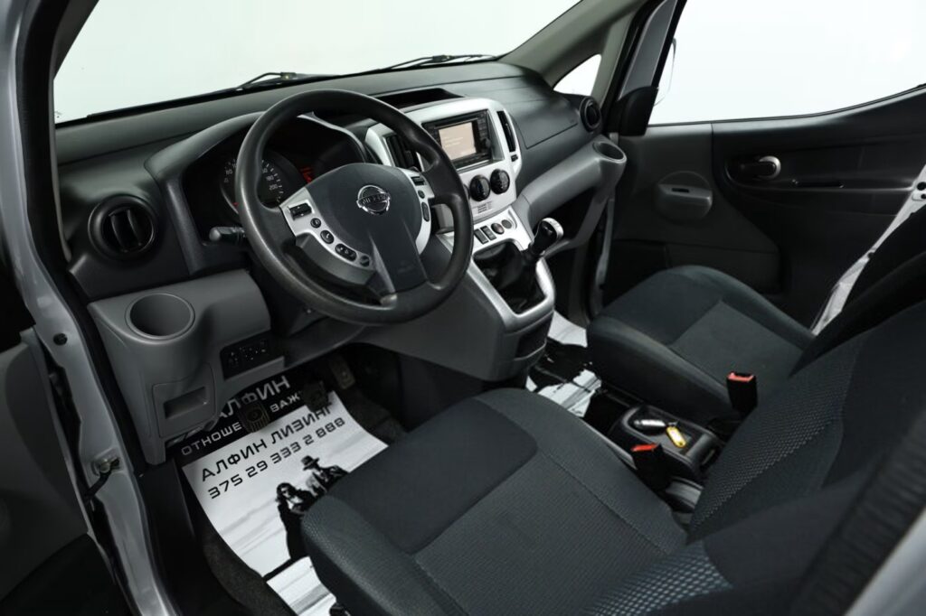 Nissan NV200 I