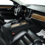 Volvo V90 II