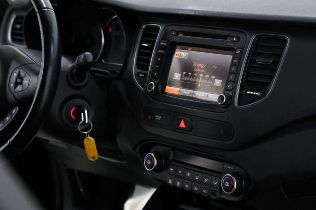 Kia Carens III