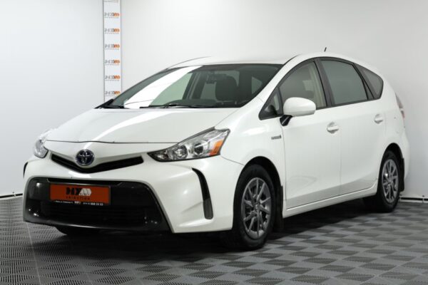 Toyota Prius V(+) ZVW40/41 · Рестайлинг