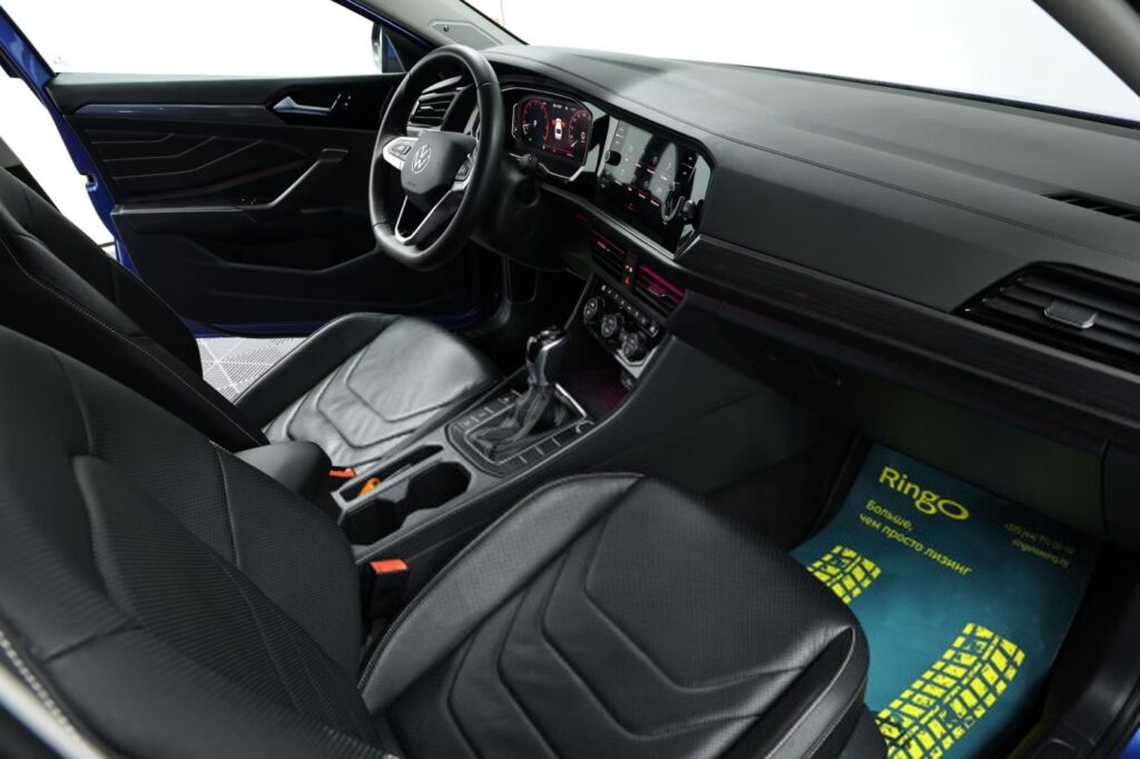 Volkswagen Jetta VII · Рестайлинг