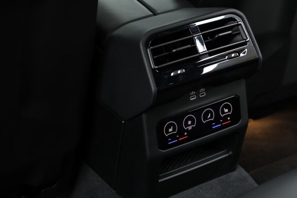 BMW M5 I