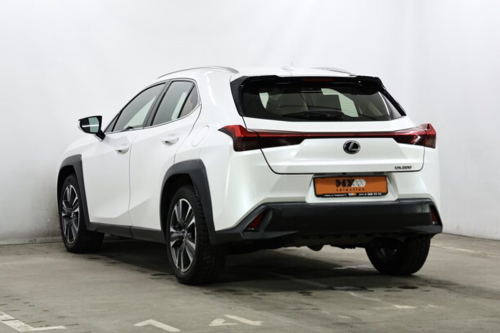 Lexus UX I