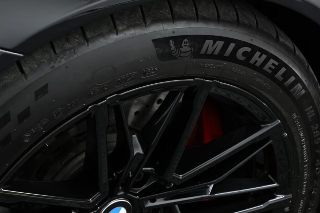 BMW M5 I