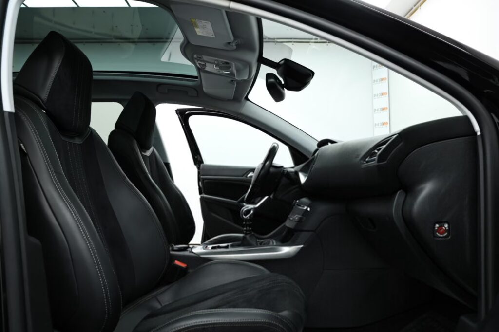 Peugeot 308 T9