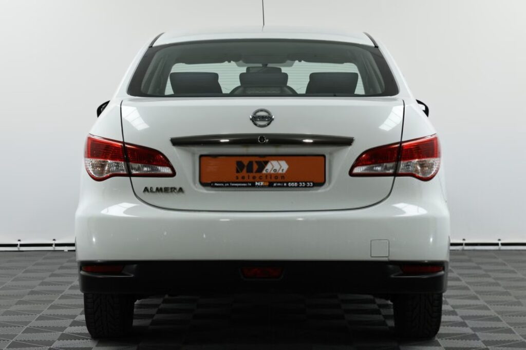 Nissan Almera III (G15)