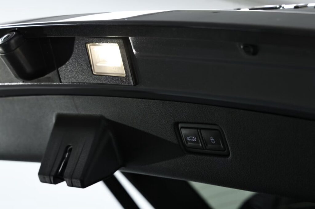 Genesis gv70 I