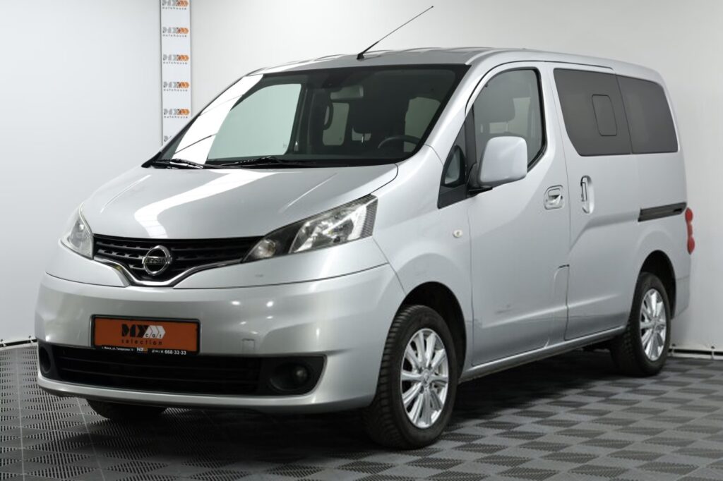 Nissan NV200 I