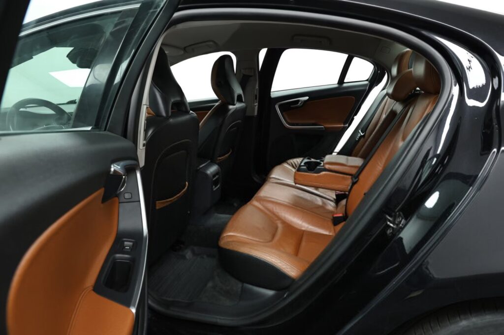 Volvo S60 II