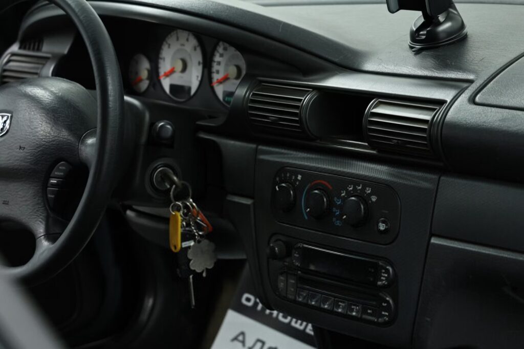 Dodge Stratus II