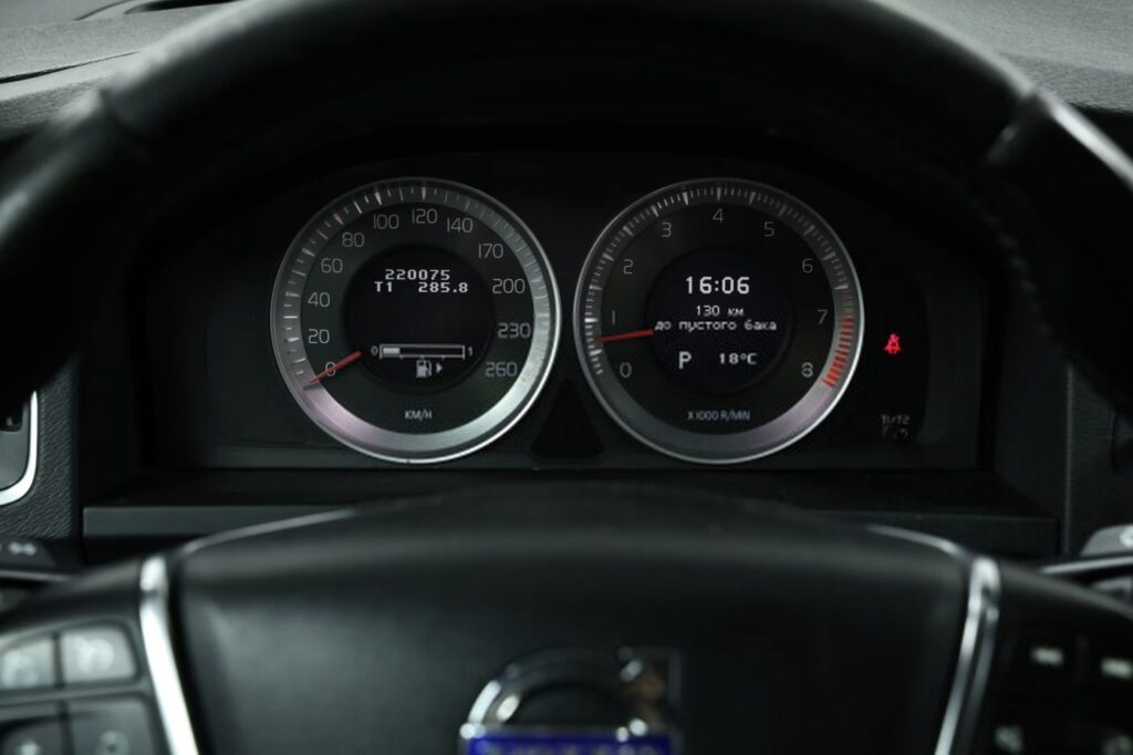 Volvo S60 II