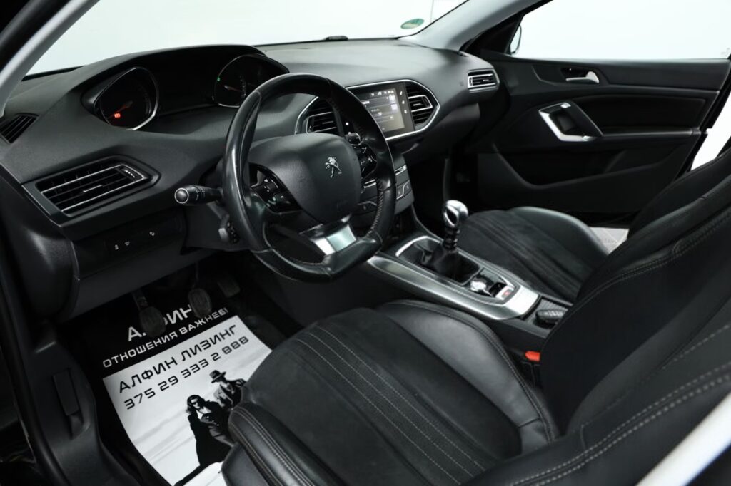 Peugeot 308 T9